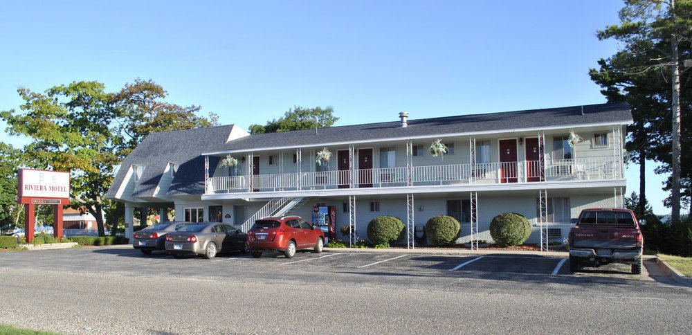 Riviera Motel Mackinaw City Exterior foto
